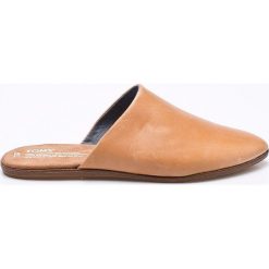 Toms - Klapki Jutti Mule. Szare klapki damskie Toms, z materiału. W wyprzedaży za 279.90 zł.