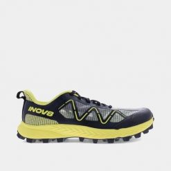 Buty trailowe męskie Inov-8 MudTalon Speed Precision. Czarne buty sportowe męskie Inov-8, z materiału, bez zapięcia, do biegania. Za 479.99 zł.