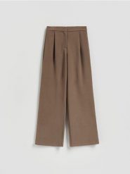 Spodnie z prostą nogawką - brązowy. Brązowe spodnie materiałowe damskie Reserved, l, bez wzorów, z dzianiny. Za 79.99 zł.