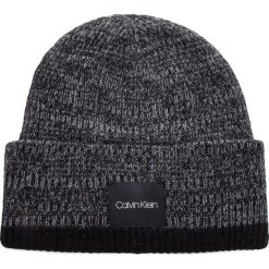 Czapka CALVIN KLEIN - Twisted Yarns Beanie K50K504091 910. Szare czapki i kapelusze męskie Calvin Klein. Za 179.00 zł.