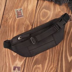 Saszetka męska skórzana klasyczna nerka biodrowa czarna vintage Paolo Peruzzi T-136-HBL. Czarne saszetki męskie z nylonu, eleganckie. Za 139.00 zł.