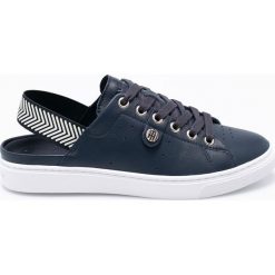 Tommy Hilfiger - Tenisówki. Trampki i tenisówki damskie marki bonprix. W wyprzedaży za 319.90 zł.