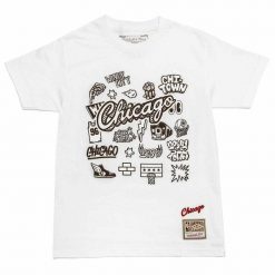 Koszulka Chicago Bulls Doodle. Białe koszulki sportowe męskie Mitchell & Ness, bez wzorów, bez kołnierzyka, bez ramiączek, do koszykówki. Za 218.50 zł.