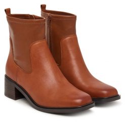 Botki Aldo. Brązowe botki damskie Aldo, bez obcasa, na słupku, bez zapięcia. Za 599.99 zł.