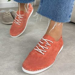 Pomarańczowe ażurowe skórzane półbuty damskie S.Barski 7080. Brązowe półbuty damskie S.BARSKI, na jesień, w ażurowe wzory, z jeansu, casualowe, bez obcasa, na płaskiej podeszwie, bez zapięcia. Za 249.00 zł.