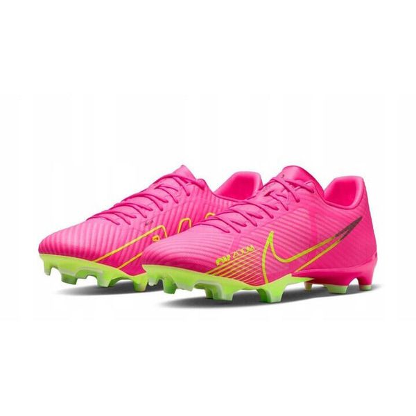 Korki do gry w piłkę Nike Zoom Vapor 15 Academy na trawę. Czerwone buty sportowe męskie Nike, bez zapięcia, do piłki nożnej, nike zoom. Za 325.60 zł.