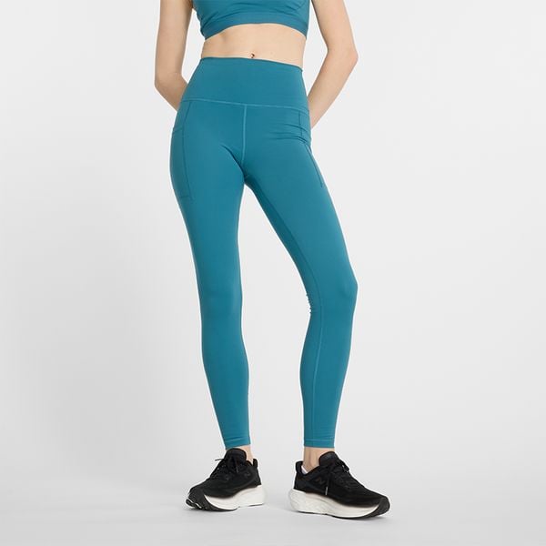 Legginsy damskie New Balance WP41275TEI – niebieskie. Niebieskie legginsy damskie New Balance, m, bez wzorów, z materiału, z podwyższonym stanem, na fitness i siłownię. Za 169.99 zł.