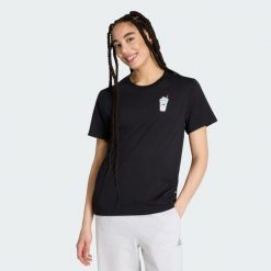 KOSZULKA Z GRAFIKĄ FOOD O STANDARDOWYM KROJU. Czarne t-shirty damskie Adidas, l, bez wzorów, z bawełny, klasyczne, bez kołnierzyka. Za 109.00 zł.