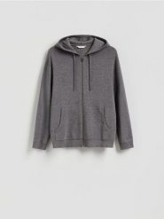 Sweter z kapturem - szary. Szare swetry przez głowę męskie Reserved, l, bez wzorów, z dzianiny, bez kołnierzyka. Za 139.99 zł.