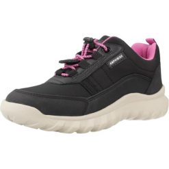 Buty GEOX J SIMBYOS GIRL B ABX Czarny. Czarne obuwie sportowe damskie Geox, bez wzorów, z syntetyku, na fitness i siłownię. Za 279.99 zł.