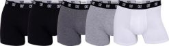 Męskie bokserki CR7 Cristiano Ronaldo (5-pack). Czarne bokserki męskie CR7 Cristiano Ronaldo, m, bez wzorów, z bawełny. Za 173.18 zł.