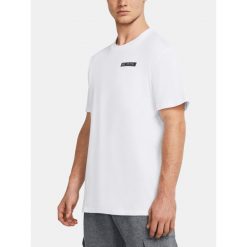 T-Shirt Męski Sportowy Under Armour Hw Armour Label. Białe t-shirty męskie Under Armour, m, bez wzorów, sportowe, bez kołnierzyka. W wyprzedaży za 76.79 zł.