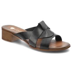 Czarne Klapki Armodo Stylowe Buty Damskie. Czarne klapki damskie Armodo, bez wzorów, bez obcasa, na obcasie, bez zapięcia. Za 269.00 zł.