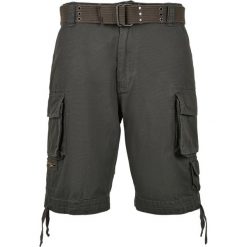 Szorty Cargo Męskie Savage. Zielone krótkie spodenki sportowe męskie BUILD YOUR BRAND, m, bez wzorów, trekkingowe. Za 314.99 zł.