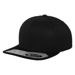 110 Czapka Z Daszkiem Typu Snapback. Czarne czapki i kapelusze damskie FLEXFIT, bez wzorów. Za 95.99 zł.