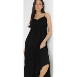 Czarna Sukienka Cilaris. Czarne sukienki damskie Born2be, na lato, m, bez wzorów, z tkaniny, bez kołnierzyka, bez ramiączek, maxi, rozkloszowane. Za 29.99 zł.