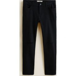 Mango Man - Jeansy Dylan. Jeansy męskie marki Mango Man. W wyprzedaży za 69.90 zł.