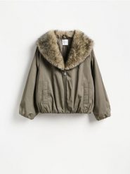Kurtka bomber oversize - brązowy. Brązowe kurtki damskie Reserved, l, bez wzorów, z tkaniny, bez kaptura. Za 279.99 zł.