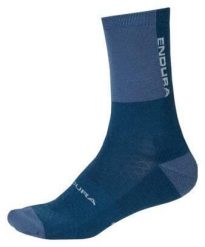 Skarpety Endura Baa Baa Merino Winter. Niebieskie skarpety damskie ENDURA, z aplikacjami, z elastanu. Za 83.99 zł.