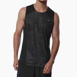 Koszulka do biegania męska Mizuno Active DryAeroFlow Graphic Tank Top. Czarne koszulki sportowe męskie Mizuno, m, bez wzorów, z materiału, bez kołnierzyka, bez ramiączek, do biegania. Za 229.99 zł.