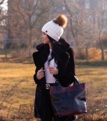 Torebka skórzana elegancki kuferek DAN-A T195 czarny/koniak. Czarne torebki do ręki damskie DAN-A, bez wzorów, ze skóry, biznesowe, bez dodatków. Za 399.99 zł.
