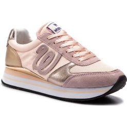 Sneakersy WRANGLER - Jungle WL91530A Pink 082. Półbuty damskie marki Wrangler. Za 329.00 zł.
