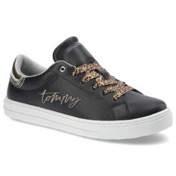 Czarne Sneakersy Tommy Hilfiger Damskie Modne Buty. Czarne półbuty damskie Tommy Hilfiger, bez wzorów, z materiału, bez obcasa, na płaskiej podeszwie, bez zapięcia. Za 339.00 zł.