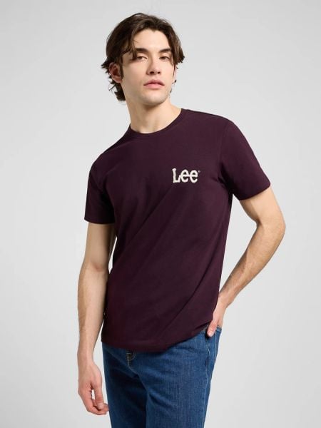 MESKA KOSZULKA LEE MEDIUM WOBBLY LEE TEE DEEP WINE 112370506. T-shirty męskie Lee, m, bez wzorów, bez kołnierzyka. Za 79.99 zł.
