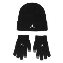 Zestaw dziecięcy czapka zimowa rękawiczki Air Jordan Essential Set 9A0836-023. Czarne rękawiczki dziecięce Jordan, bez wzorów. Za 171.35 zł.