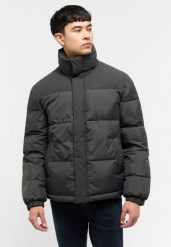 Męska kutka zimowa MUSTANG Oakfield Dark Sapphire 1015607 4136. Niebieskie kurtki męskie Mustang, na zimę, m, bez wzorów, bez kaptura. Za 329.99 zł.