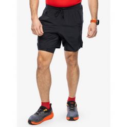 Spodenki do biegania męskie Under Armour Launch 7 inch 2-in-1 Short. Czarne krótkie spodenki sportowe męskie Under Armour, m, bez wzorów, do biegania. Za 159.99 zł.