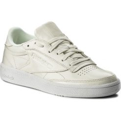 Buty Reebok - Club C 85 Patent BS9776 White. Białe obuwie sportowe damskie Reebok, bez wzorów, z materiału, bez obcasa, na płaskiej podeszwie, bez zapięcia. W wyprzedaży za 269.00 zł.