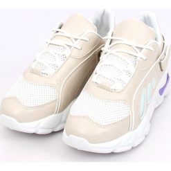 Brązowe Buty sportowe beżowe BL149 Beige. Brązowe obuwie sportowe damskie ButyModne, bez wzorów, z materiału. W wyprzedaży za 109.00 zł.