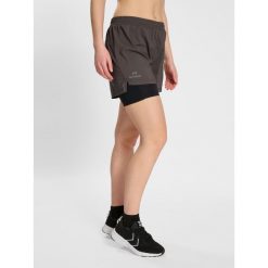 Damskie Szorty 2 w 1 detroit Newline. Szare szorty sportowe damskie Newline, na wiosnę, xs, bez wzorów, z dżerseju, klasyczne, z standardowym stanem, na fitness i siłownię. Za 216.00 zł.