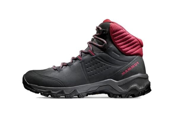 Buty trekkingowe damskie Mammut Nova Mid Iv Gtx. Czarne trekkingi damskie Mammut, za kostkę, wspinaczkowe, gore-tex. Za 938.00 zł.