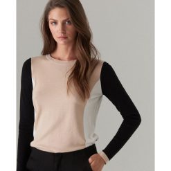Sweter w bloki kolorów z wiskozy - Beżowy. Swetry damskie Mohito. Za 69.99 zł.