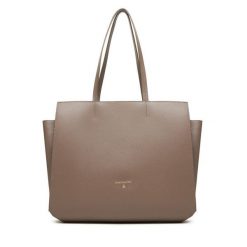 Torebka Patrizia Pepe. Brązowe torebki do ręki damskie Patrizia Pepe, bez wzorów, klasyczne, bez dodatków. Za 1,579.00 zł.