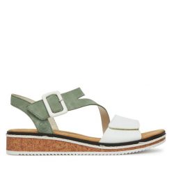 Sandały Rieker. Zielone klapki damskie Rieker, bez wzorów, bez obcasa, na koturnie, bez zapięcia. Za 239.99 zł.