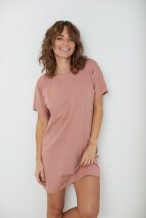 KOSZULA NOCNA LINDA ZGASZONY RÓŻ S - Flawless. Czerwone koszule nocne damskie Flawless, s, bez wzorów, z bawełny, długie. Za 170.00 zł.
