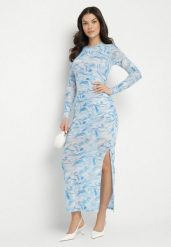 Niebieska Dopasowana Sukienka z Siateczki z Wiskozą w Abstrakcyjny Wzór Sarilene. Niebieskie sukienki damskie Born2be, na co dzień, l, bez wzorów, z wiskozy, eleganckie, bez kołnierzyka, bez ramiączek, maxi, dopasowane. Za 119.99 zł.