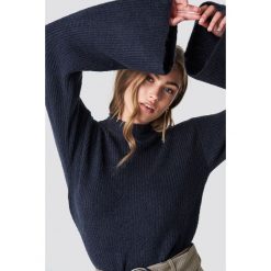 Rut&Circle Sweter z szerokim rękawem - Blue. Swetry damskie marki Rut&Circle. Za 121.95 zł.