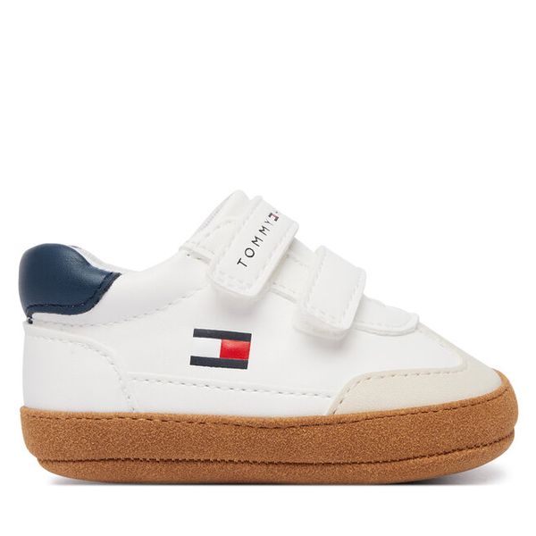 Niechodki Tommy Hilfiger. Brązowe trampki i tenisówki chłopięce Tommy Hilfiger, bez wzorów, bez zapięcia. Za 189.99 zł.