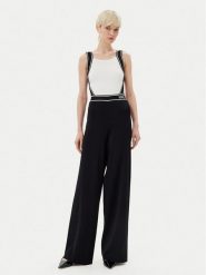 KARL LAGERFELD Kombinezon A2W13021 Czarny Slim Fit. Czarne sukienki damskie KARL LAGERFELD, s, bez wzorów, z wiskozy, bez kołnierzyka, bez ramiączek. W wyprzedaży za 909.99 zł.