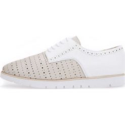 Geox półbuty damskie Kookean 41 białe. Białe półbuty damskie Geox, bez wzorów, eleganckie, bez obcasa, bez zapięcia. W wyprzedaży za 374.00 zł.