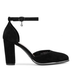 Czółenka Lasocki. Czarne czółenka damskie Lasocki, bez wzorów, bez obcasa, bez zapięcia. Za 229.99 zł.