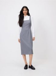 Sukienka mini - jasnoszary. Szare sukienki damskie Reserved, l, bez wzorów, z tkaniny, klasyczne, bez kołnierzyka, bez ramiączek, mini. Za 159.99 zł.