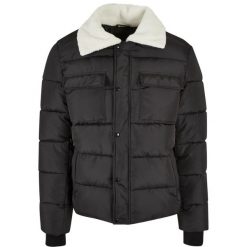Kurtka puchowa z kołnierzem Sherpa Urban Classics. Czarne kurtki męskie Urban Classics, m, bez wzorów, z materiału, bez kaptura. Za 439.00 zł.
