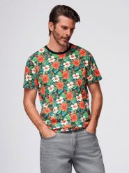 Męski t-shirt bawełniany w kwiatowy wzór full print – czarny V2 - Rozmiar: L. Czarne t-shirty męskie Ombre Clothing, na lato, l, bez wzorów, z bawełny, eleganckie, bez kołnierzyka. W wyprzedaży za 29.99 zł.