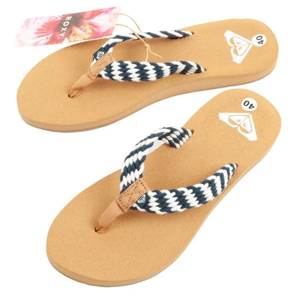 Klapki plażowe Roxy Porto. Brązowe klapki damskie Roxy, bez wzorów, z materiału, bez obcasa. Za 69.00 zł.