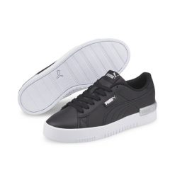 Buty do chodzenia dziewczęce, Puma Jada Jr. Czarne buty sportowe dziewczęce Puma, bez wzorów, z gumy, bez zapięcia, trekkingowe. Za 276.00 zł.